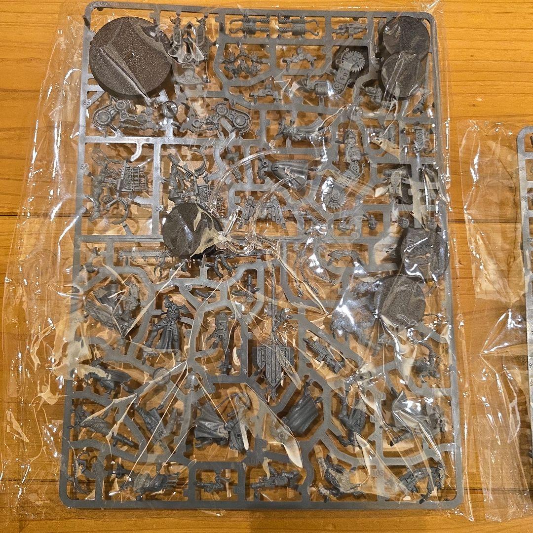 ア*屋様 未組立2セット インペリウム ウォーハンマー 49 54号 アデプタソ