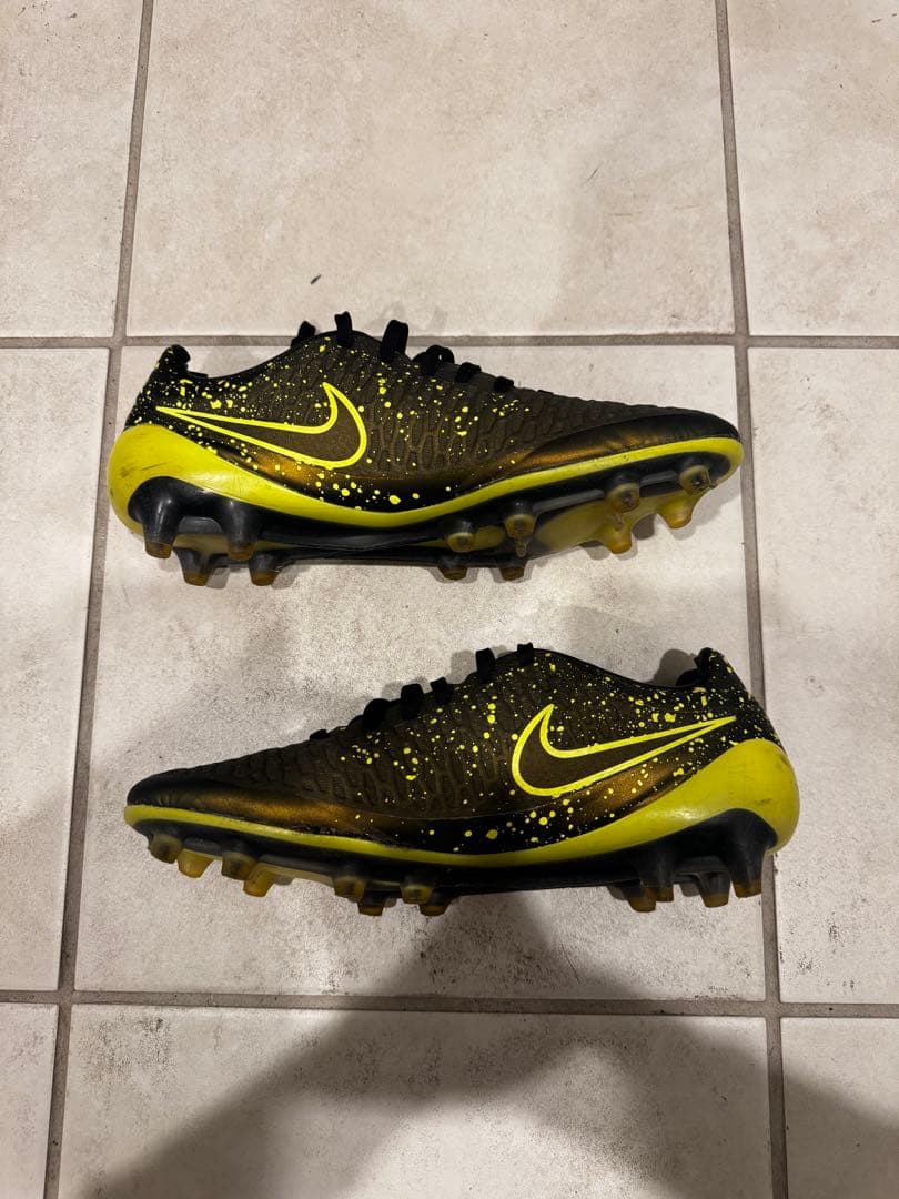 NIKE サッカー　スパイク