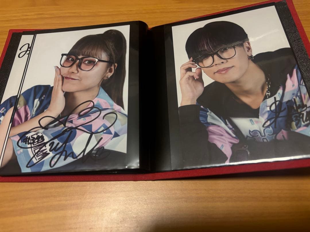 BsGravityライブ2025 全メンバー直筆サイン入りフォトアルバム（1部）