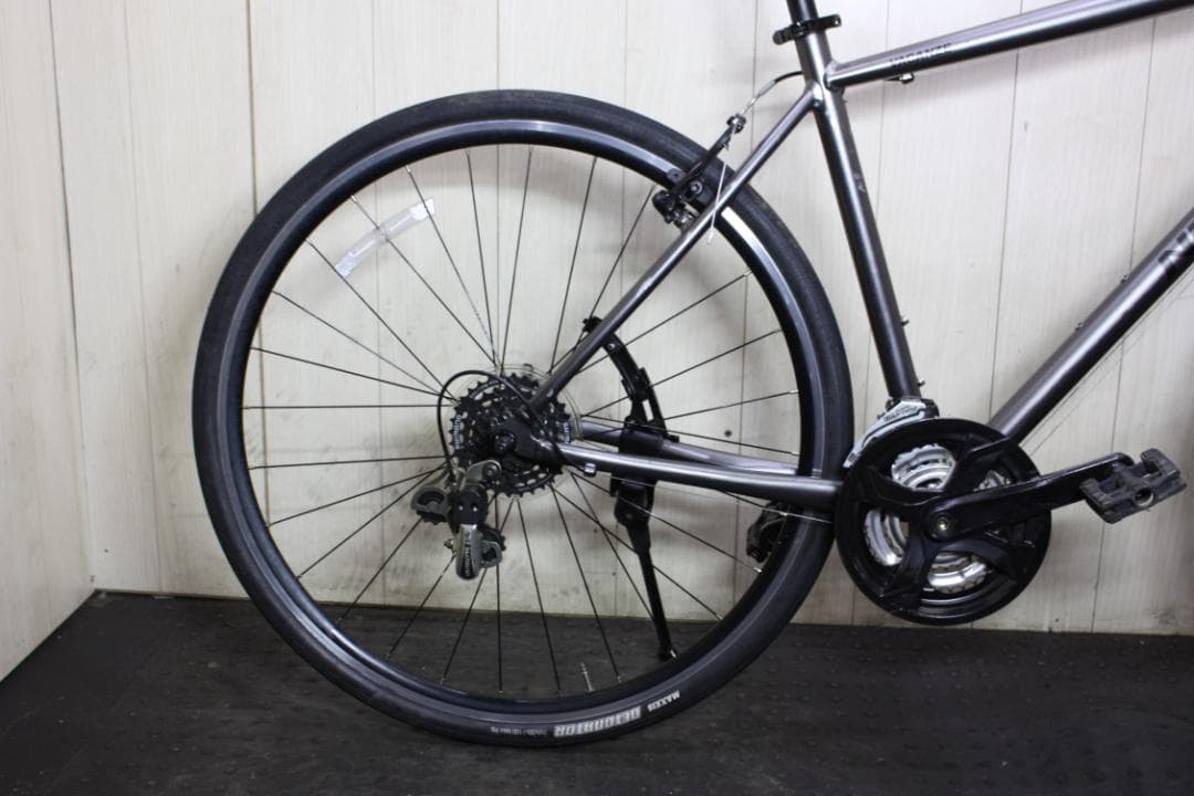 NESTO VACANZE 700C アルミ シマノ21速 500mm クロス