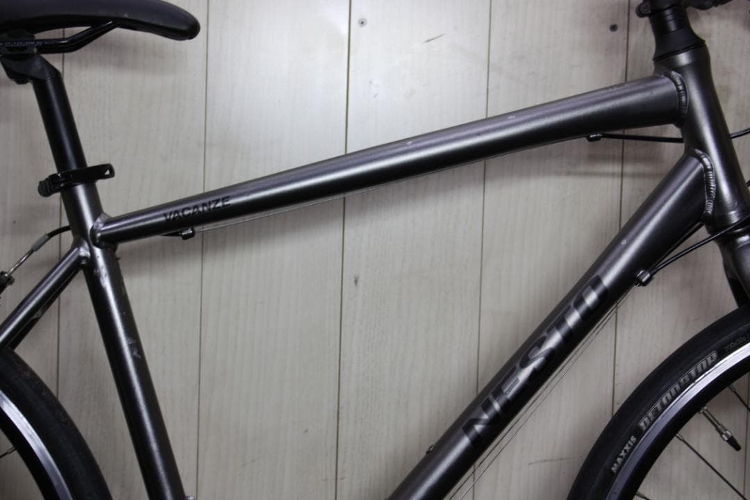 NESTO VACANZE 700C アルミ シマノ21速 500mm クロス