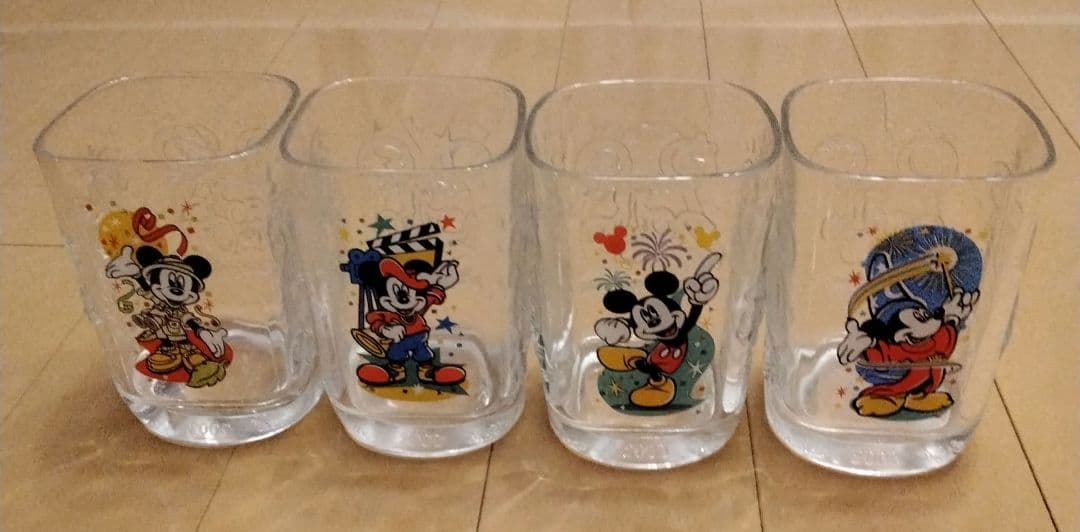 ディズニー マクドナルド グラス4個セット