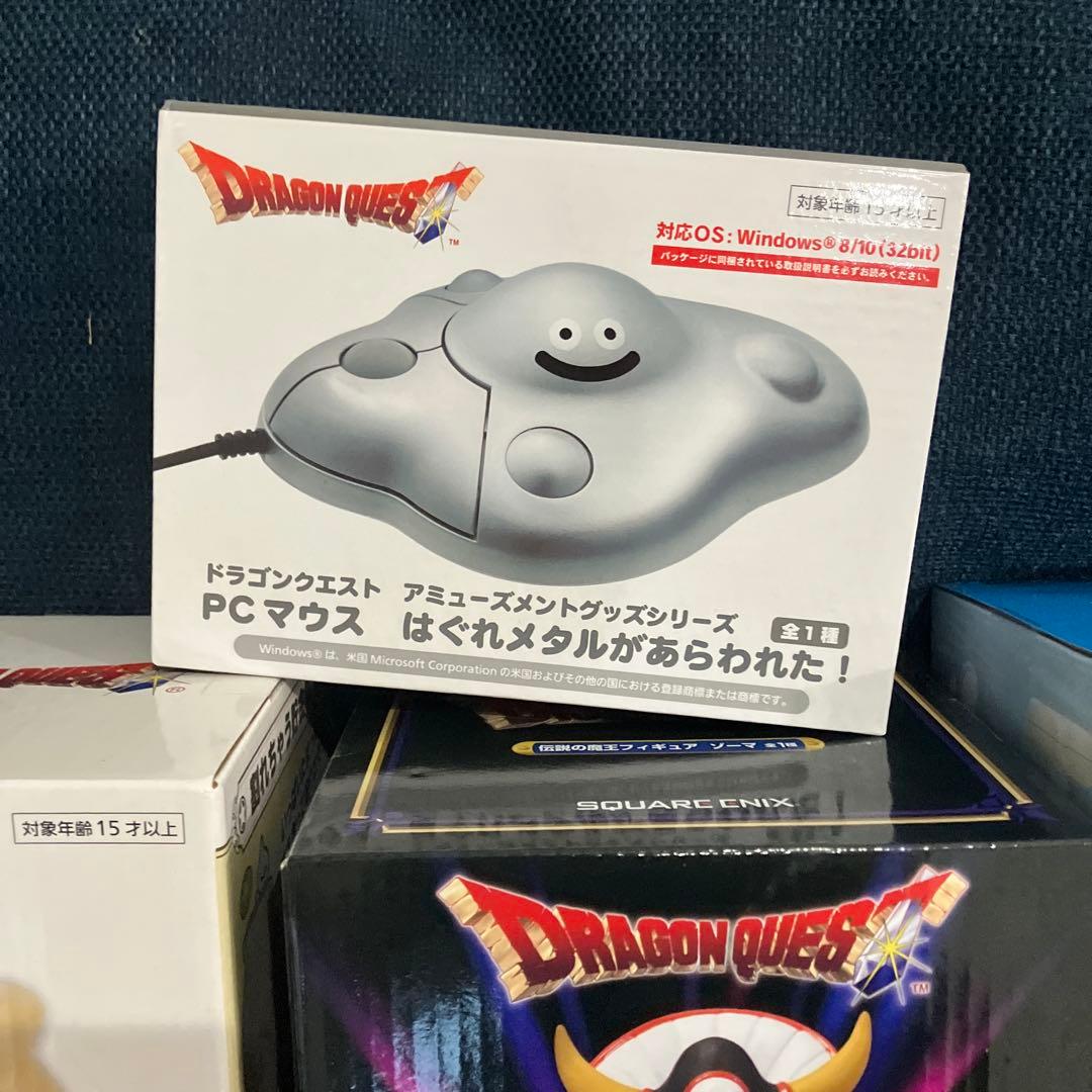 ドラゴンクエスト　フィギュア　ポンプボトル　ケース　貯金箱　１１点