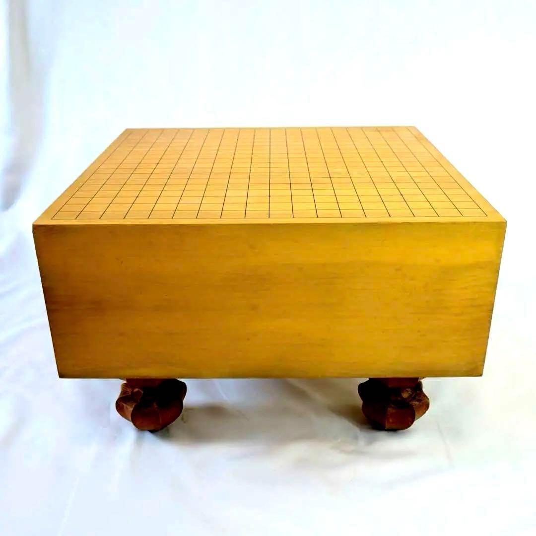 【希少・美品】新榧木使用 囲碁盤　ヘソ　足付き　榧木
