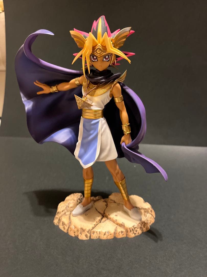 遊戯王 アテム フィギュア