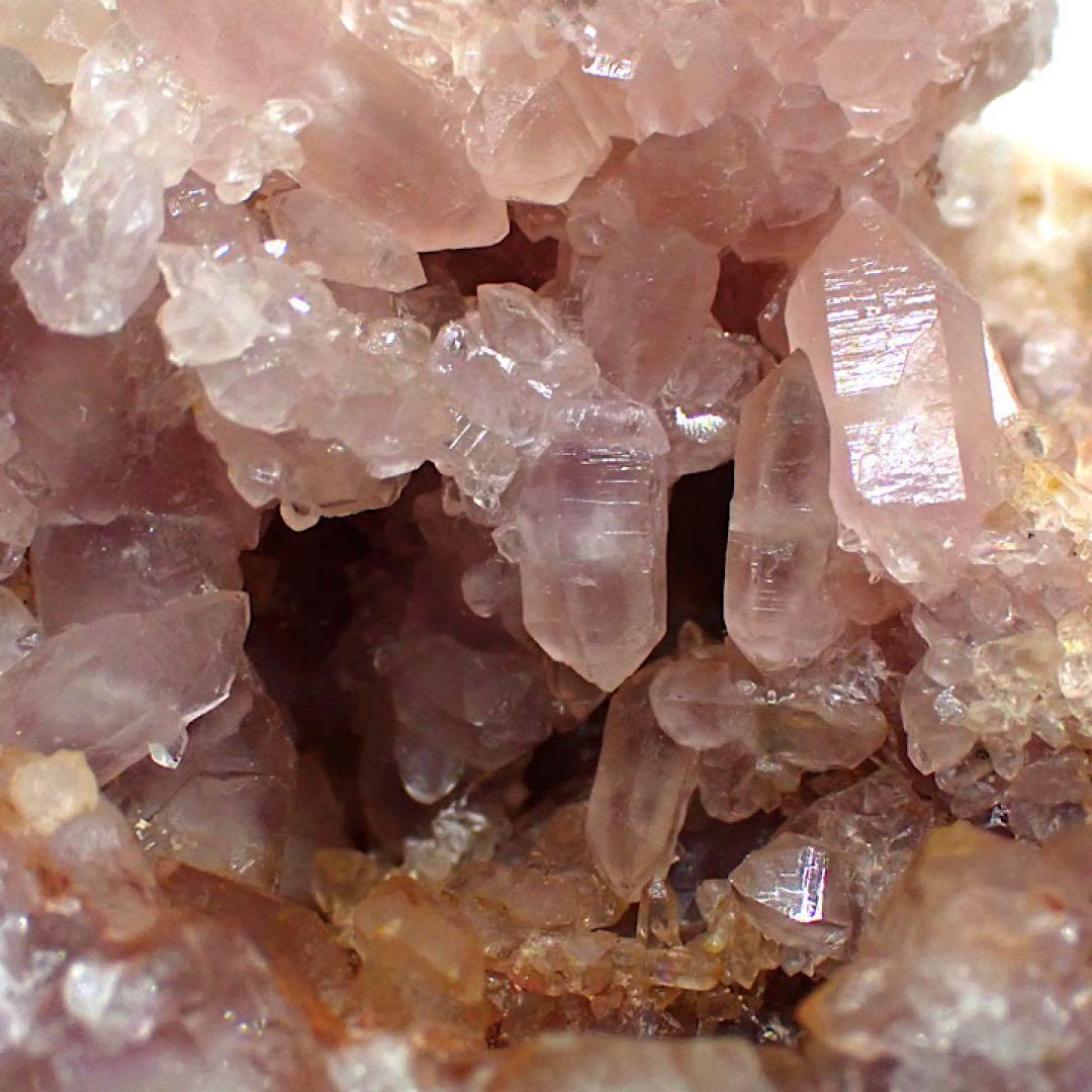 【アルゼンチン/パタゴニア/choique鉱山】ピンクアメジスト