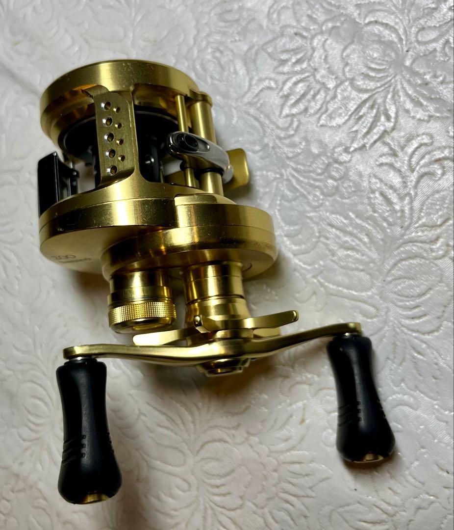 美品！　シマノ　14 カルカッタ　コンクエスト200 綺麗です！