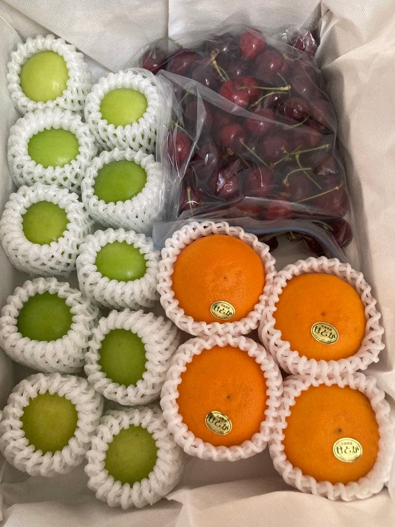 560ハウスせとか、ナツメ、さくらんぼセット贈答用お祝い誕生日プレゼントなど