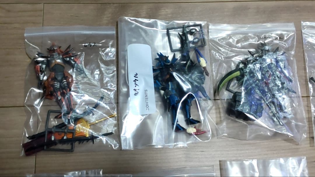 モンスターハンター 可動狩人8種・可動狩人G7種+α 15体セットまとめ売りレア