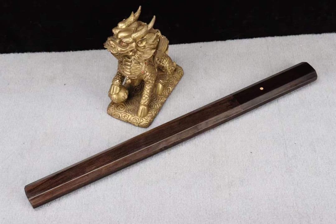 【六角唐刀】古兵器 武具　刀装具　日本刀　模造刀 居合刀  短刀