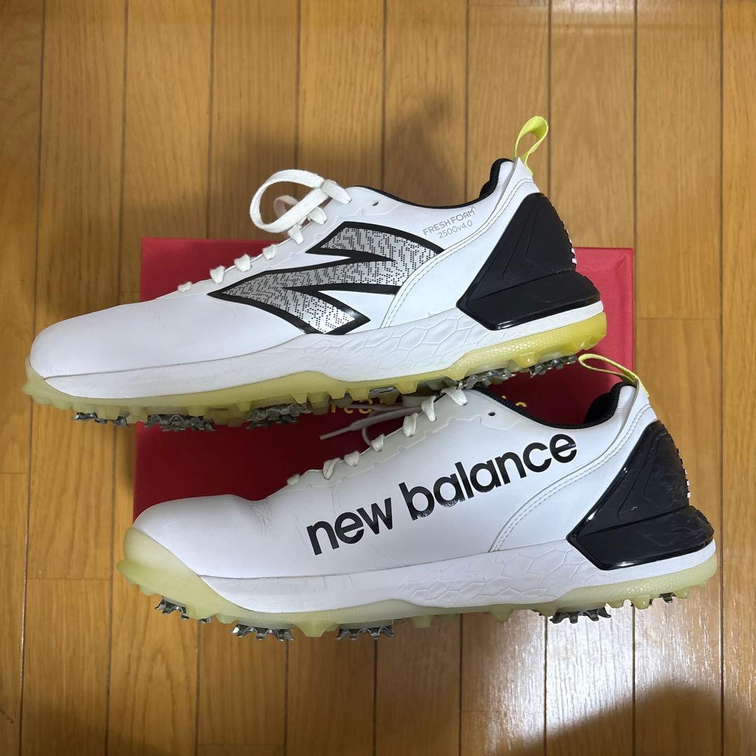 シューズ(男性用) New Balance UG2500 WHITE/BLACK(B4)