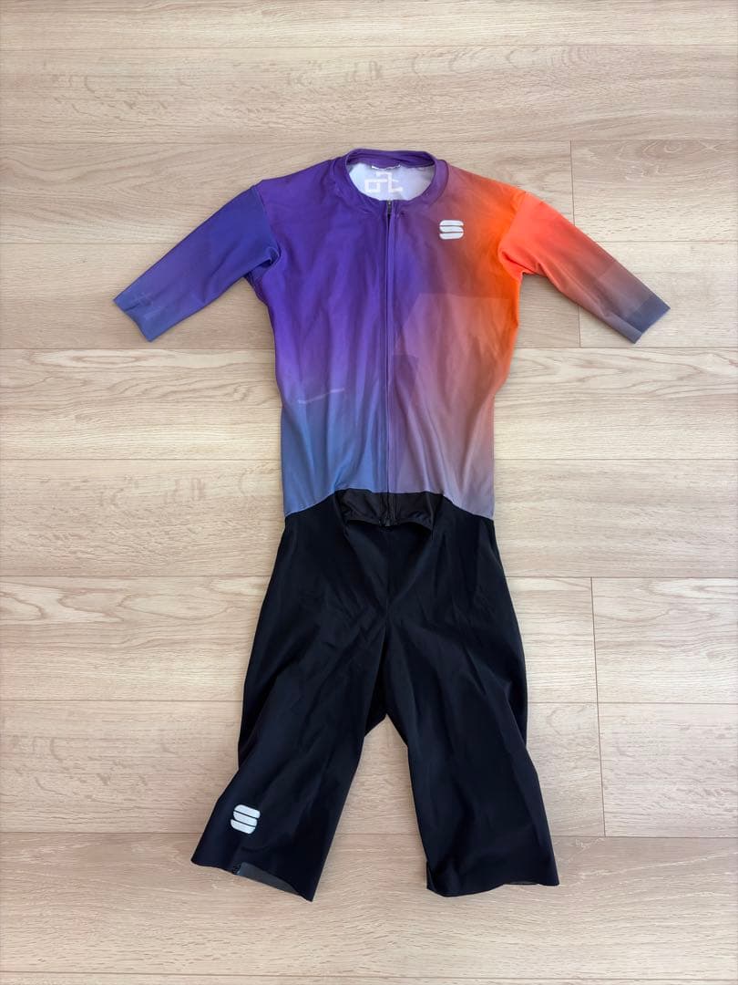 スポーツフル　エアロスーツ