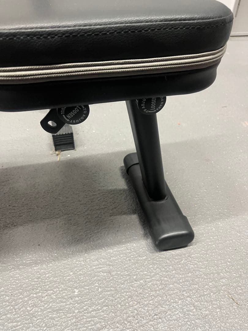 調整可能　LEADING EDGE リーディングエッジ トレーニングベンチ