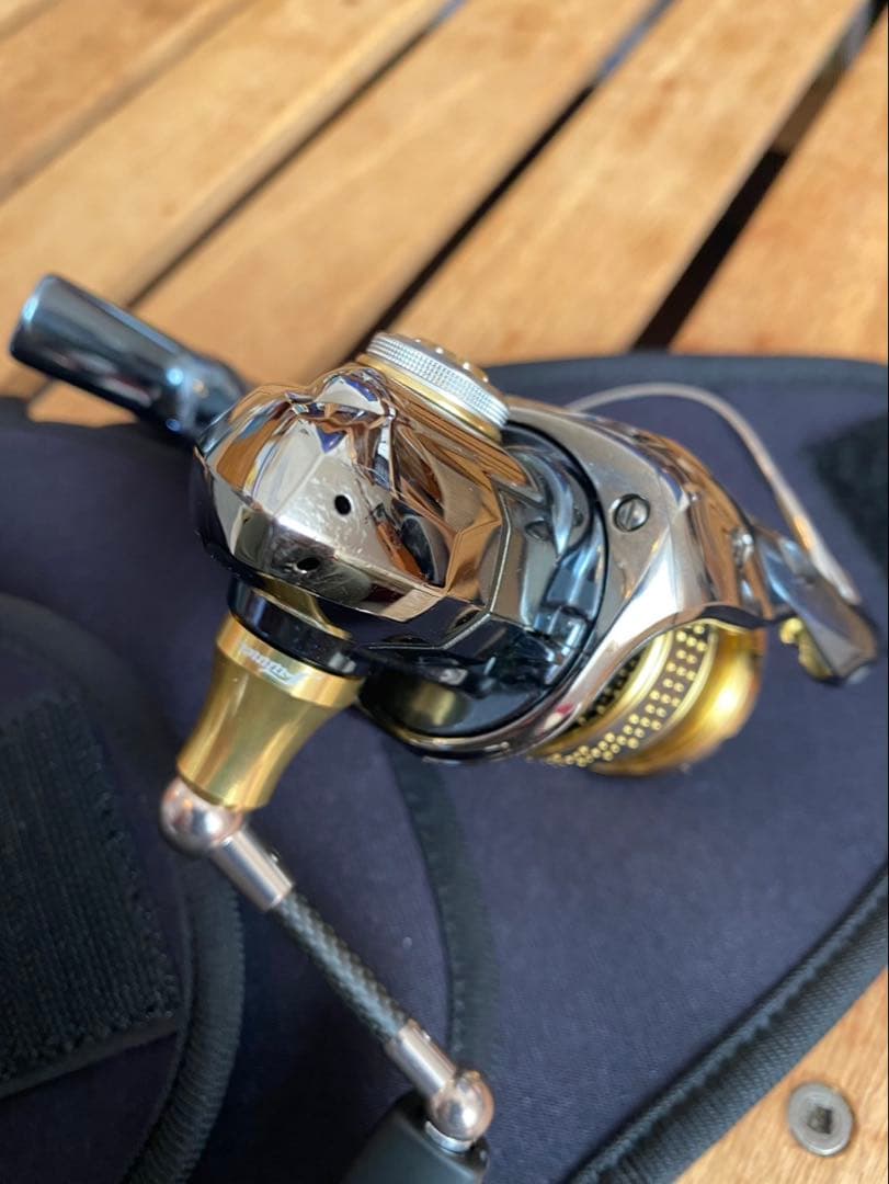 美品 名機 シマノ10 ステラC2000S