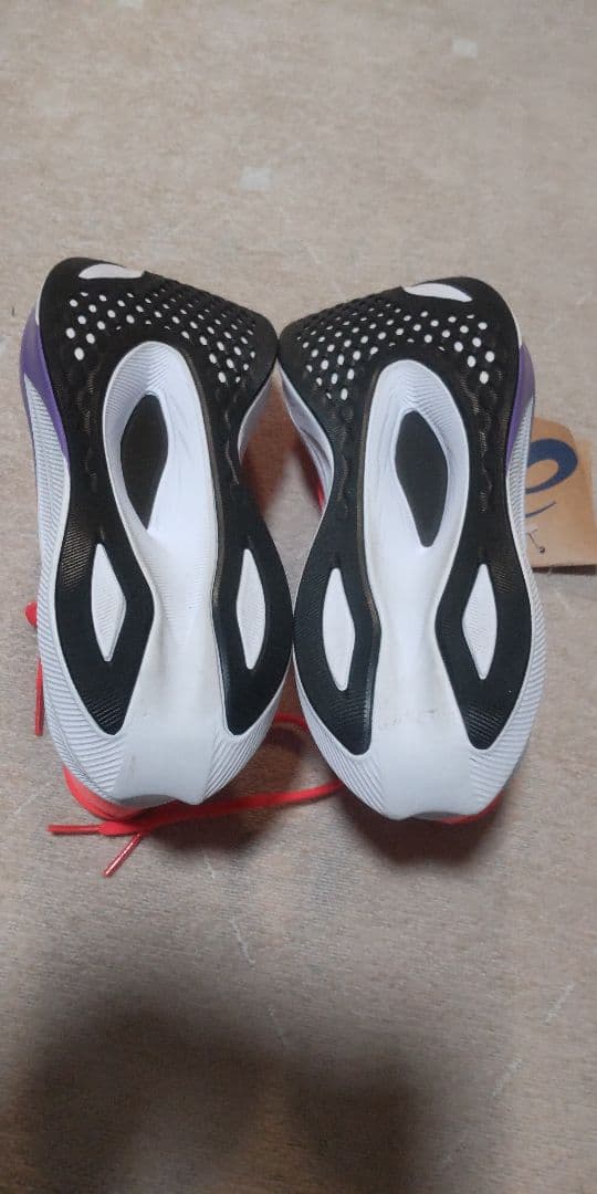 ASICS マジックスピード4 FLASHRED/WHITE 27.0