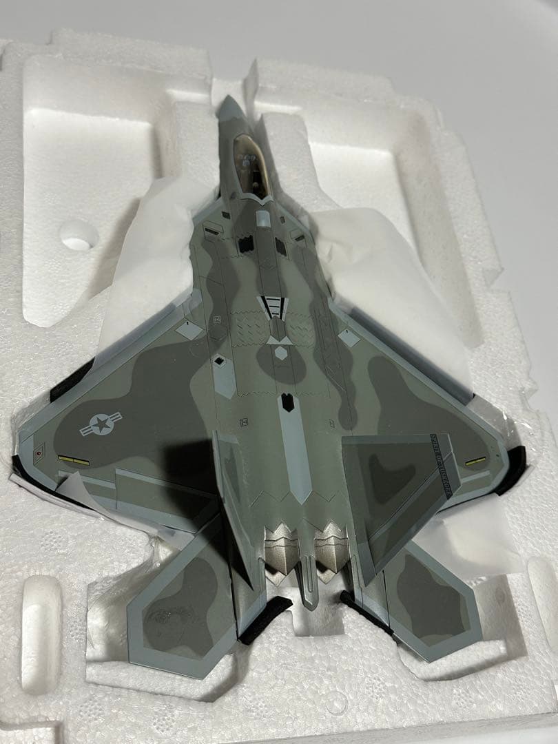 ホビーマスター 1/72 ロッキードF-22 ラプター HA2824