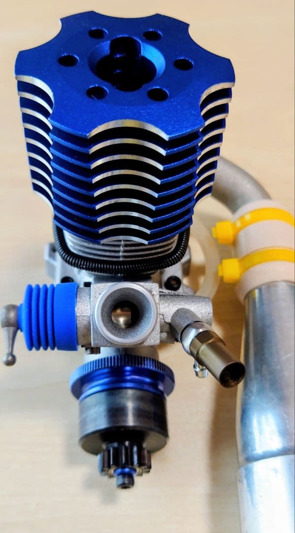 美品！OS MAX RZ-21エンジン クラッチ一式 マフラー マニ付