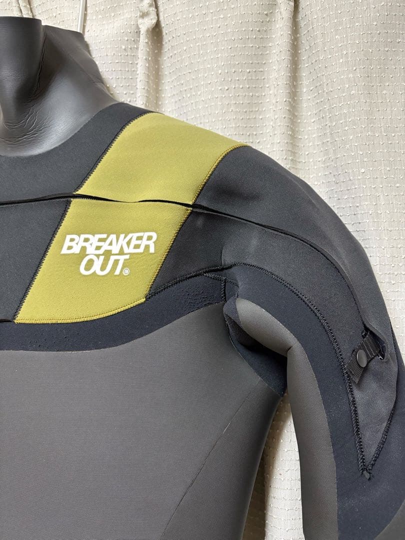 BREAKEROUT(ブレーカーアウト)5×3mm セミドライ メンズ MLB