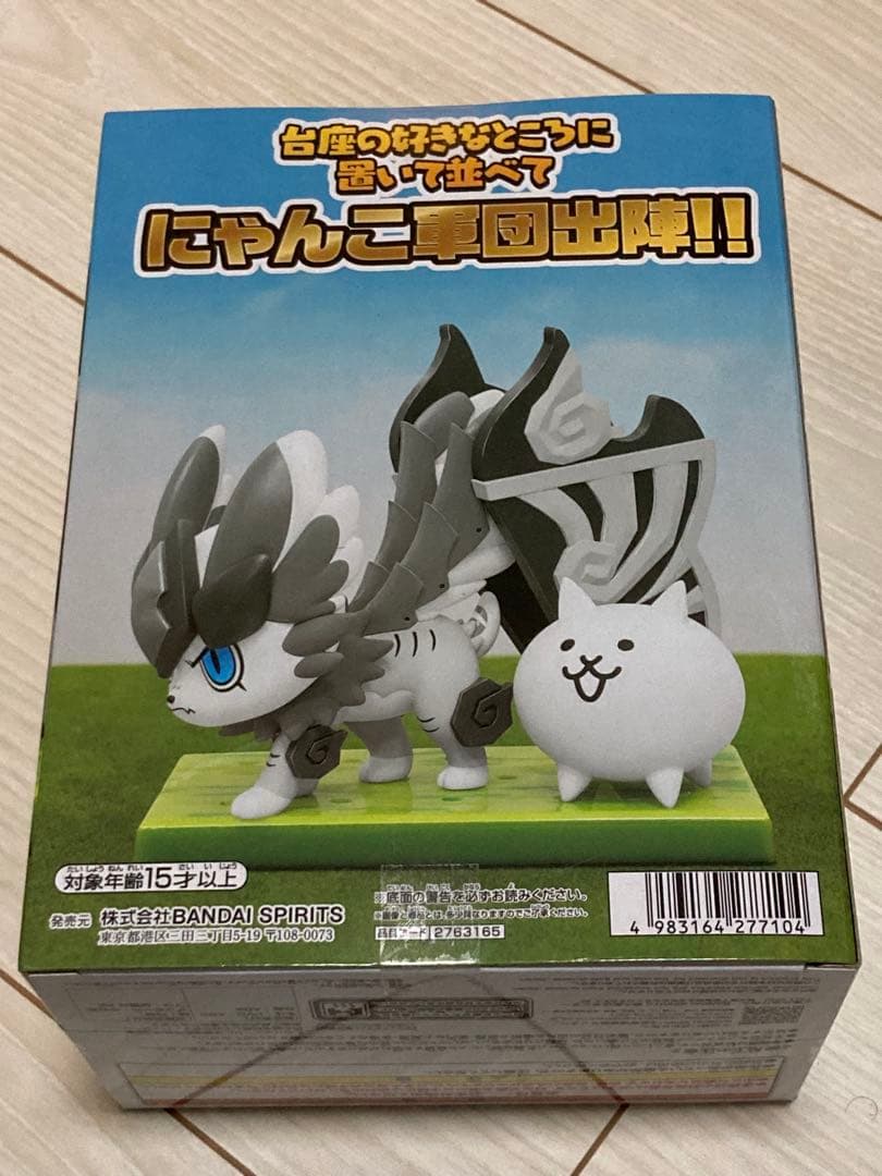 にゃんこ大戦争 ガオウダーク フィギュア　クレーンゲーム型貯金箱　幼獣ガル 3点