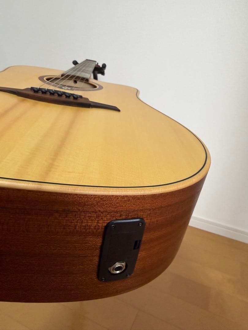 LAG GUITARS エレアコ　アコギ　T70DCE ギター　アコースティック
