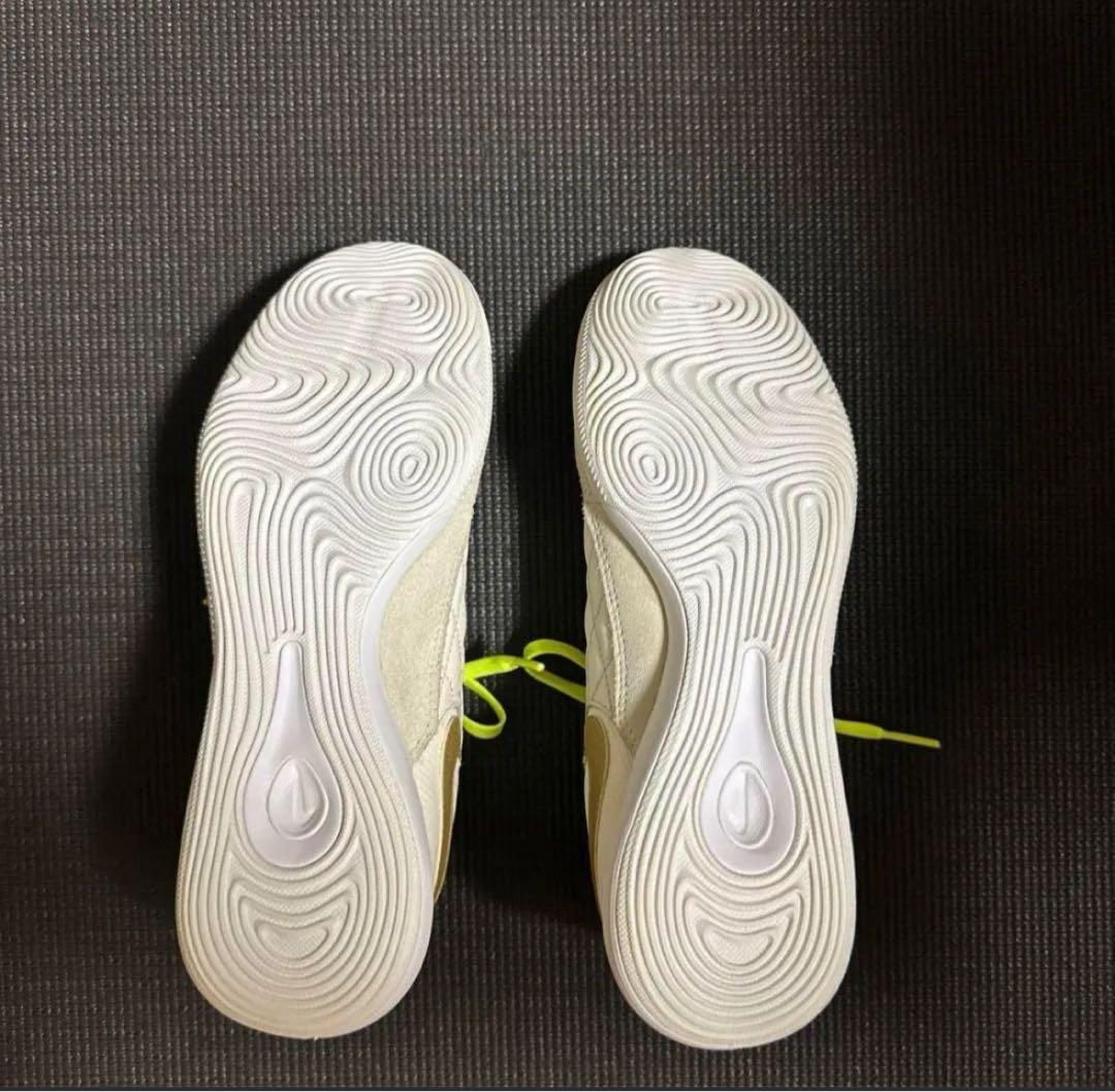 ナイキフットサルシューズ　　ティエンポ　ロナウジーニョ ルナガト2