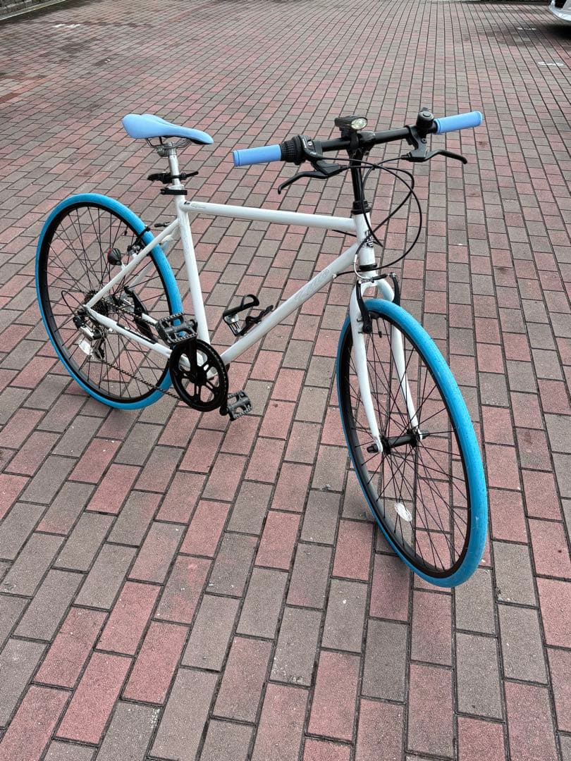 カラフル・クロスバイク(700c)関西圏内、個人配達致します。(交通費のみ)