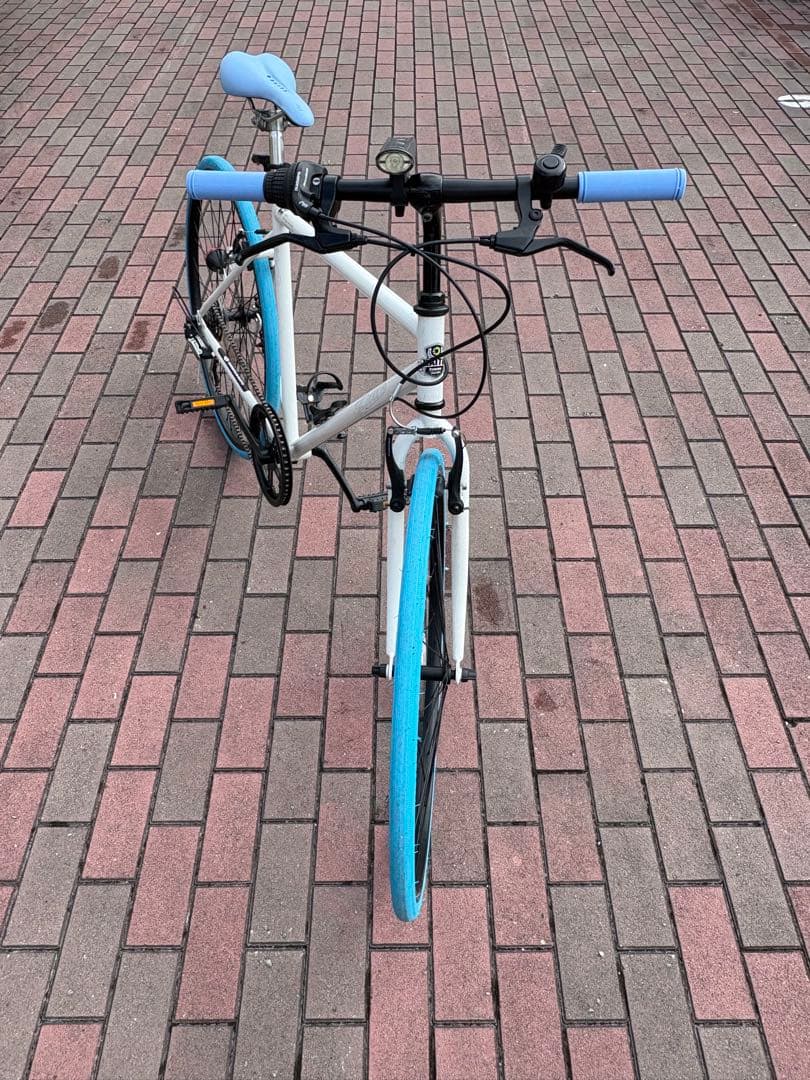 カラフル・クロスバイク(700c)関西圏内、個人配達致します。(交通費のみ)