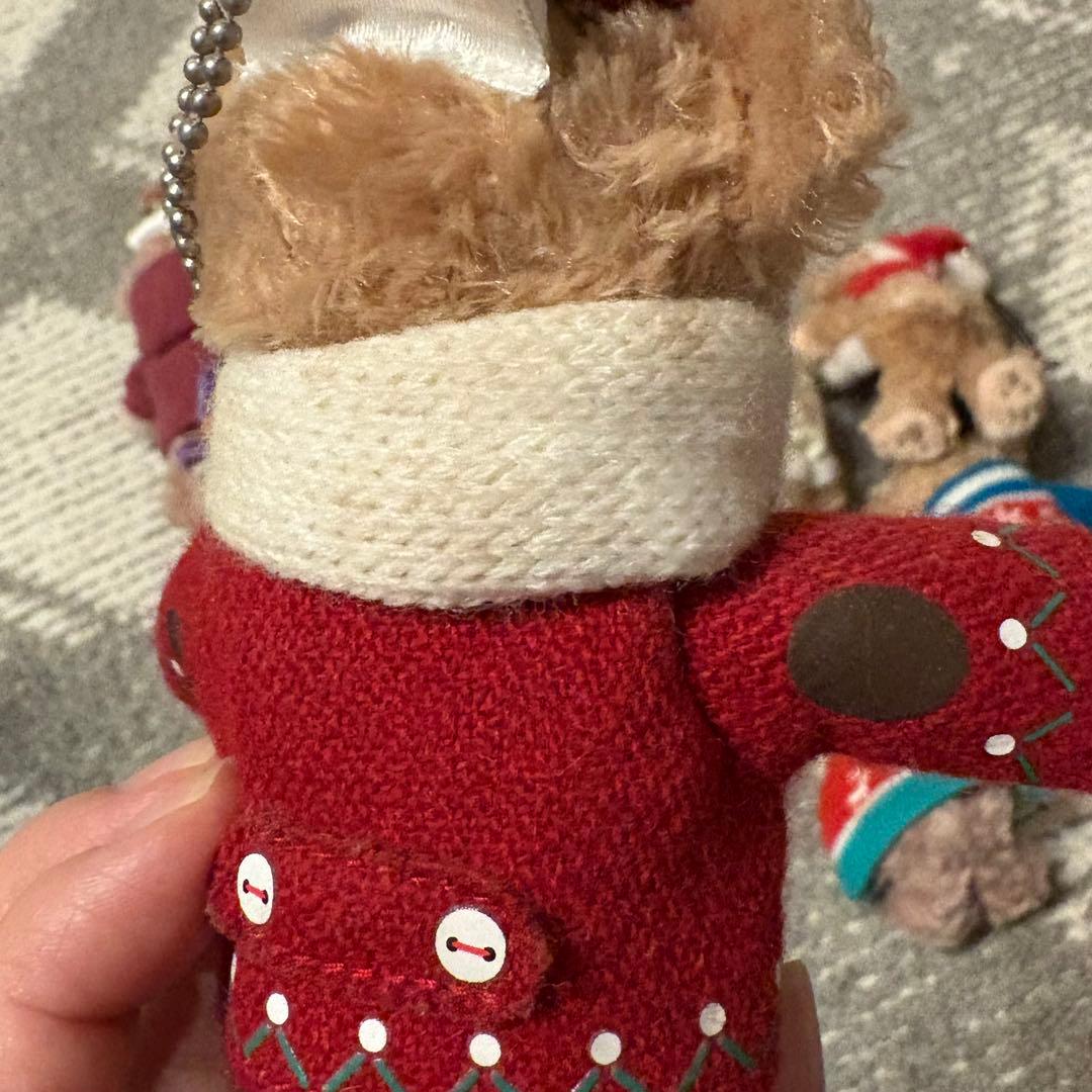 ダッフィーシェリーメイぬいぐるみバッジ・ぬいぐるみストラップ10体セット