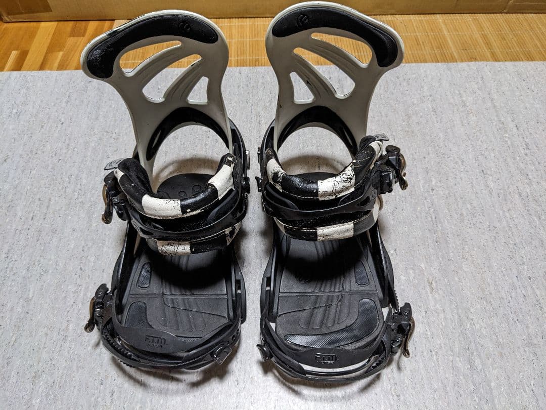 FLUX DS サイズM スノーボード ビンディング バインディング　限定カラー