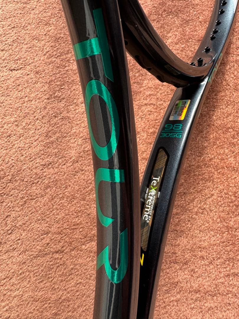 プリンス　prince ツアー98 最新モデル　グリップサイズ3