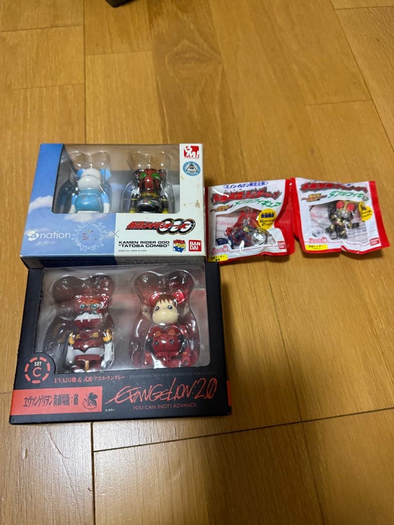 BE@RBRICK エヴァンゲリオンアスカ新劇場版破と仮面ライダーオーズセット
