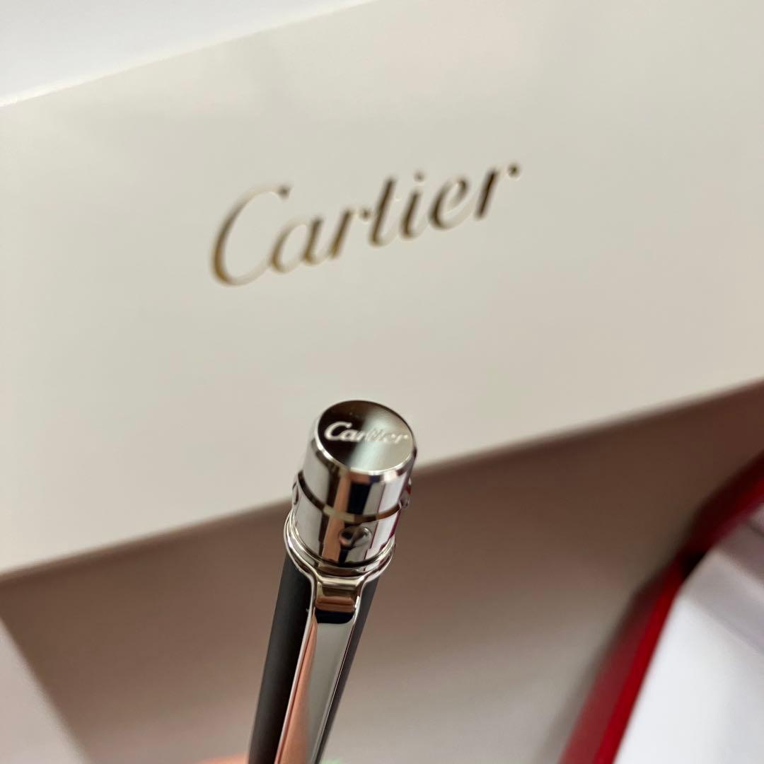 【新品未使用】Cartier カルティエ 黒 ボールペン 専用ケース 保証書付