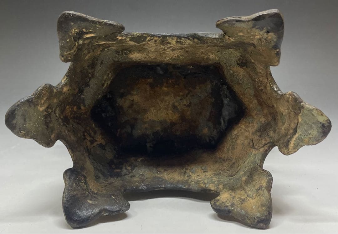 自在菩薩坐像　六手観音像　鉄製　C3120