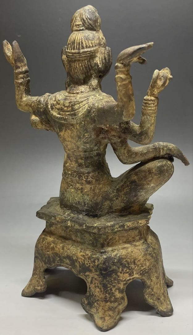 自在菩薩坐像　六手観音像　鉄製　C3120