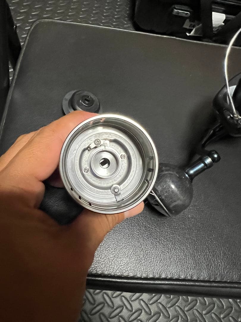 STRADIC SW4000XG スピニングリール