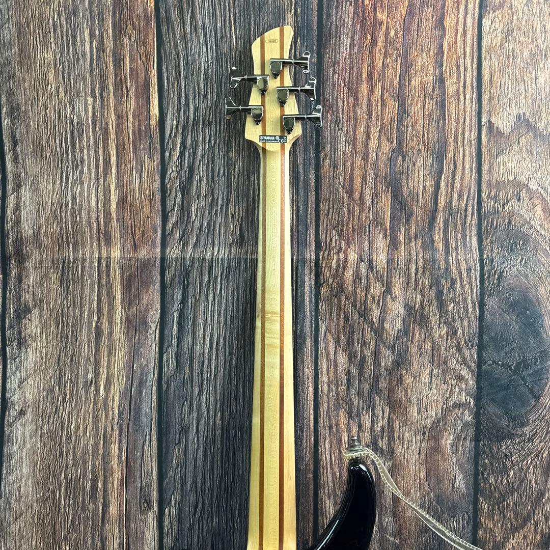 YAMAHA TRBX305 BL ブラック 5弦 エレキベース ヤマハ