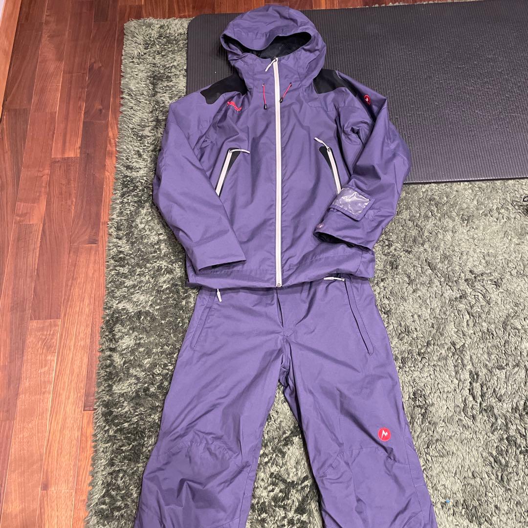 marmotスキースノーボードウェアジュニアレディース上下セットアップ