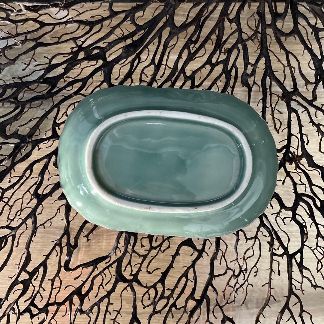 骨董　古伊万里　菊割重ね　菊花　変形　長皿　膾皿　向付　１客限り