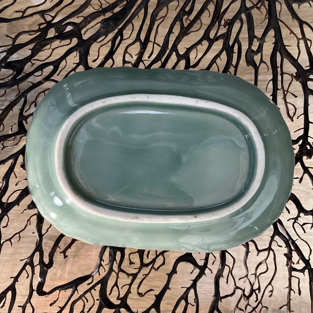 骨董　古伊万里　菊割重ね　菊花　変形　長皿　膾皿　向付　１客限り