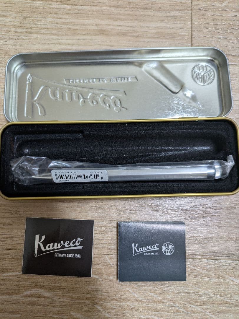 カヴェコスペシャル シャイニーシルバー 0.9mm