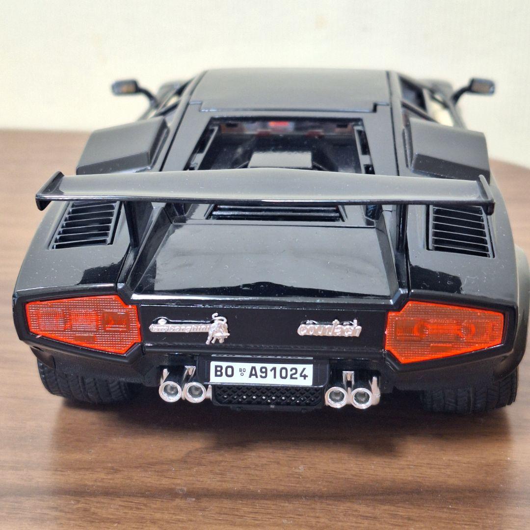 ミニカー ランボルギーニ カウンタック 1/18 ブラック