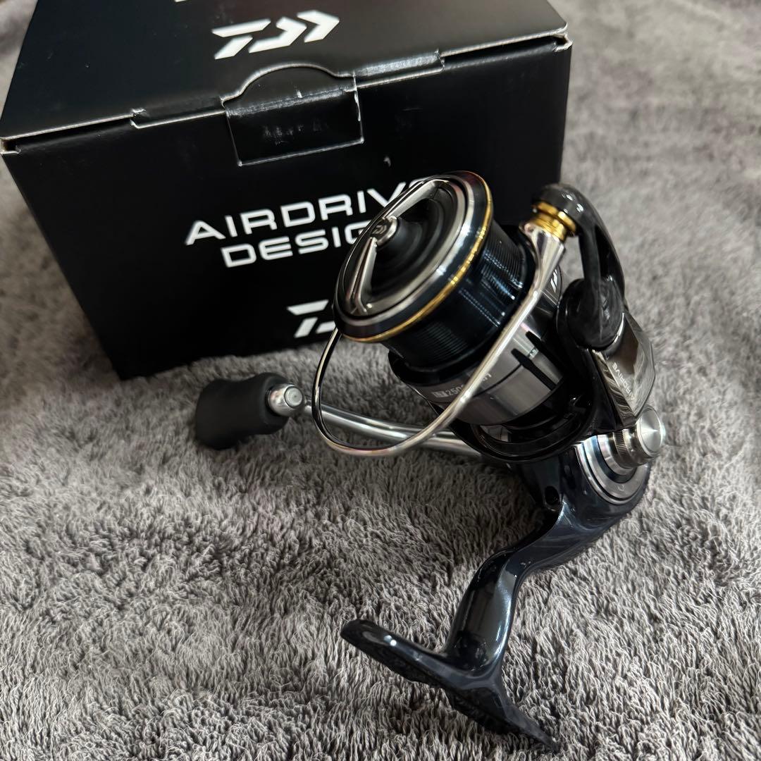 新品　DAIWA 19セルテート(CP) LT2500S-XH