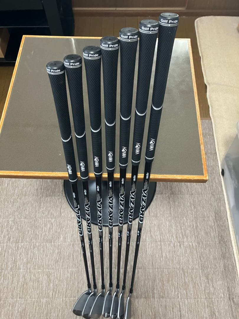 ホンマLB818中空アイアン(#5-11)7本 VIZARD-60(R)