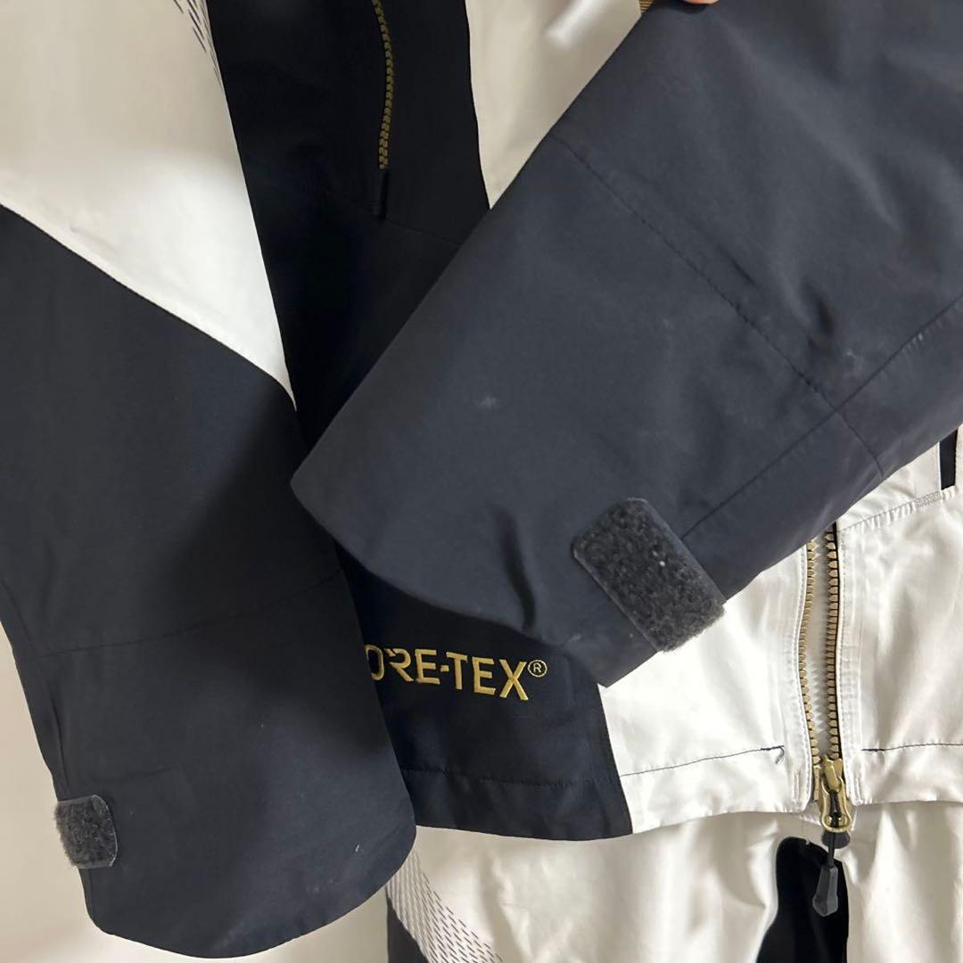 シマノ　リミテッドプロ　ゴアテックスレインスーツ R-112S BBXホワイト