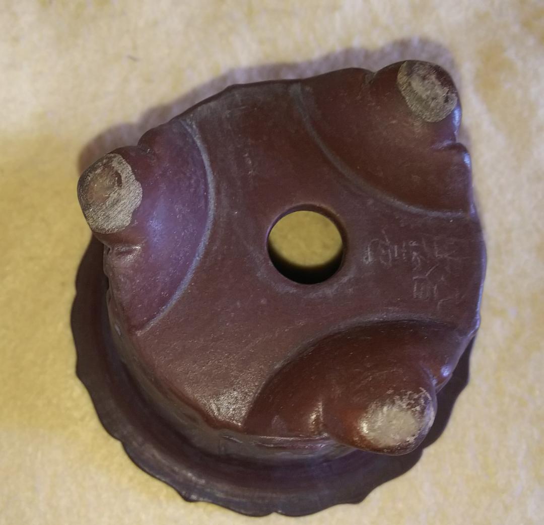 茶色 陶器製 装飾的な鉢 約10cm