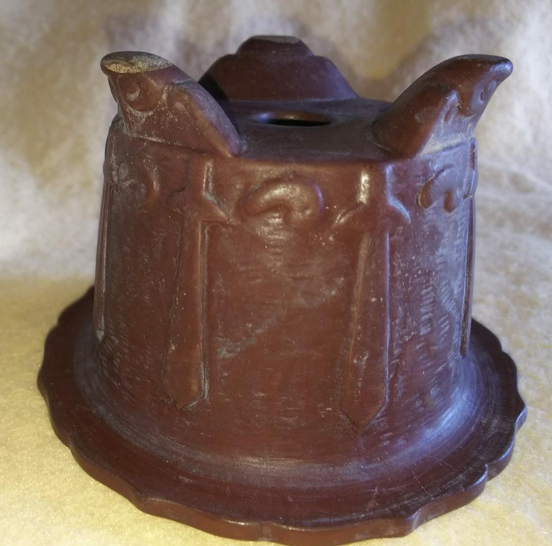 茶色 陶器製 装飾的な鉢 約10cm