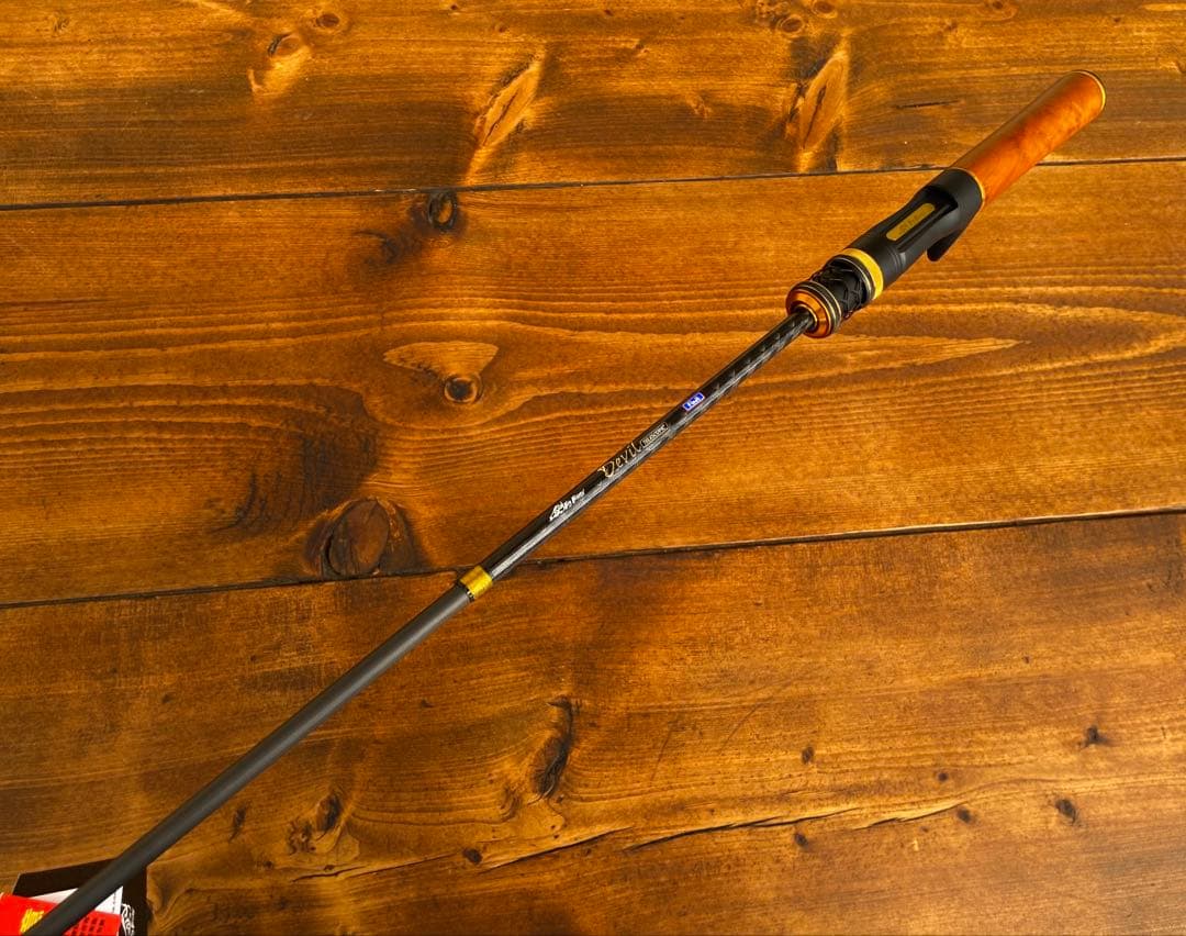 トラウトロッド　ウッドグリップ　5ft6inch ベイトテレスコロッド　渓流釣り