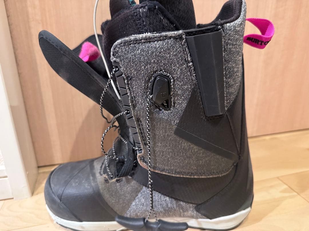 Burton LIFE WF ブラック/グレー スノーボードブーツ(女性用)