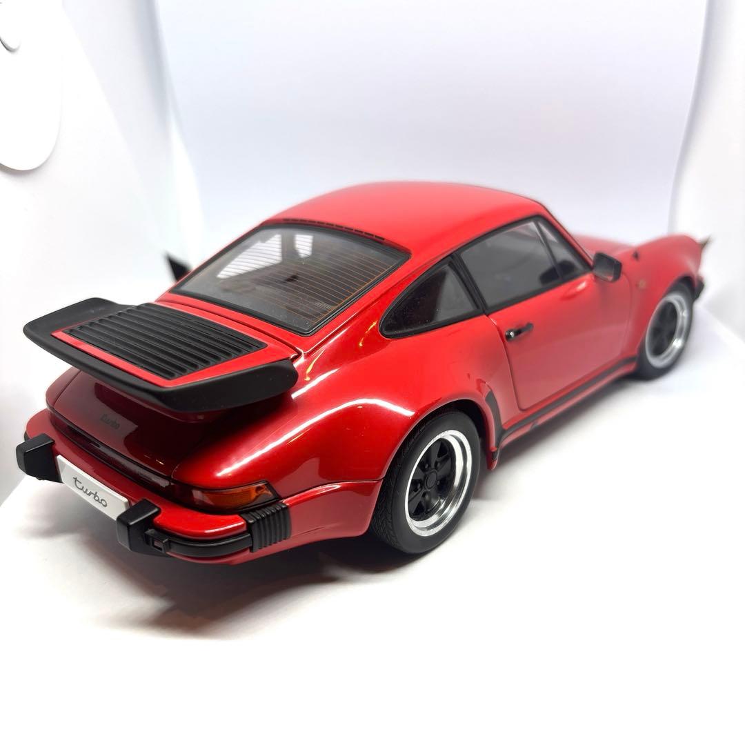 オートアート　ポルシェ911ターボ　930 AUTOart 1/18