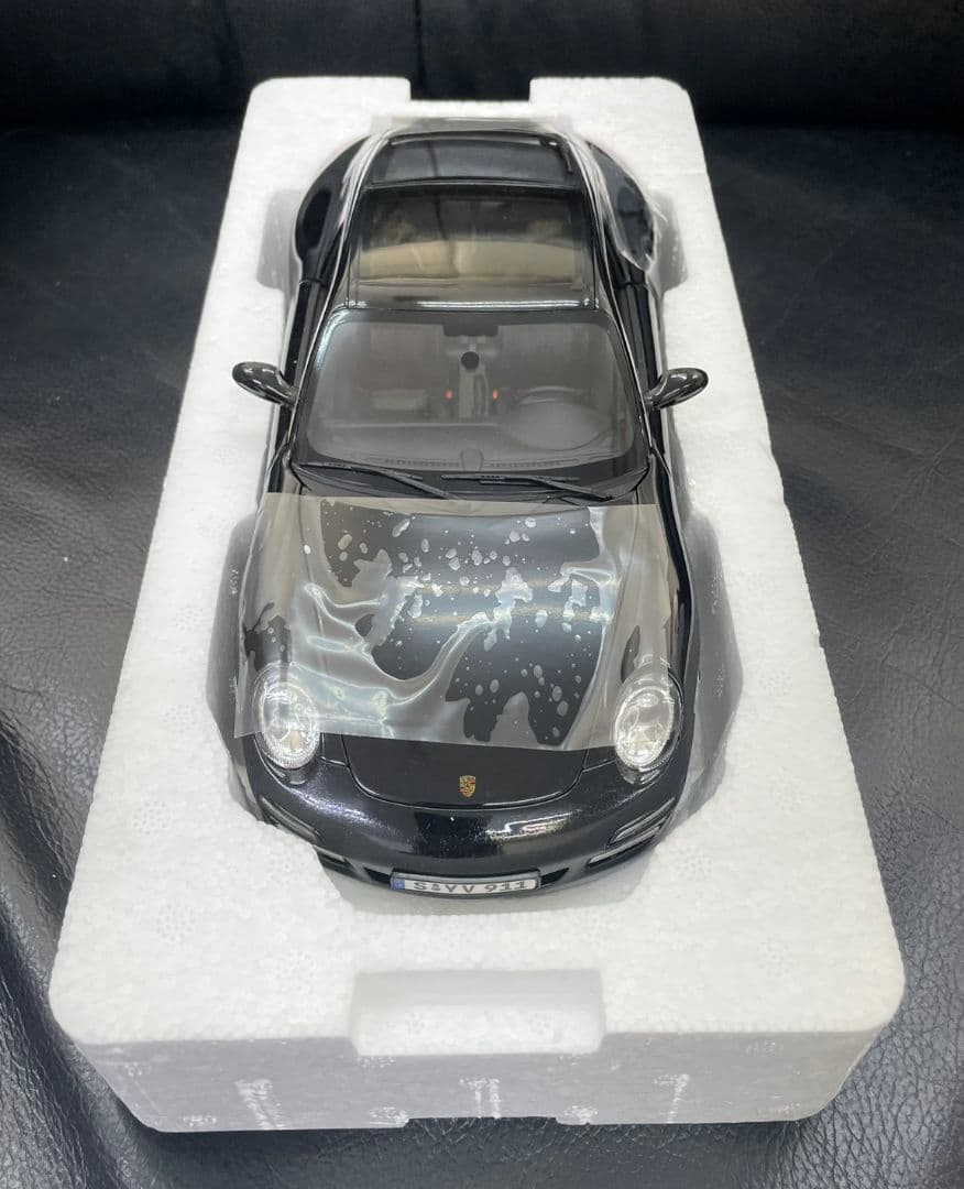 ポルシェ 911 タルガ targa 4S 1/18 ブラック ミニチャンプス